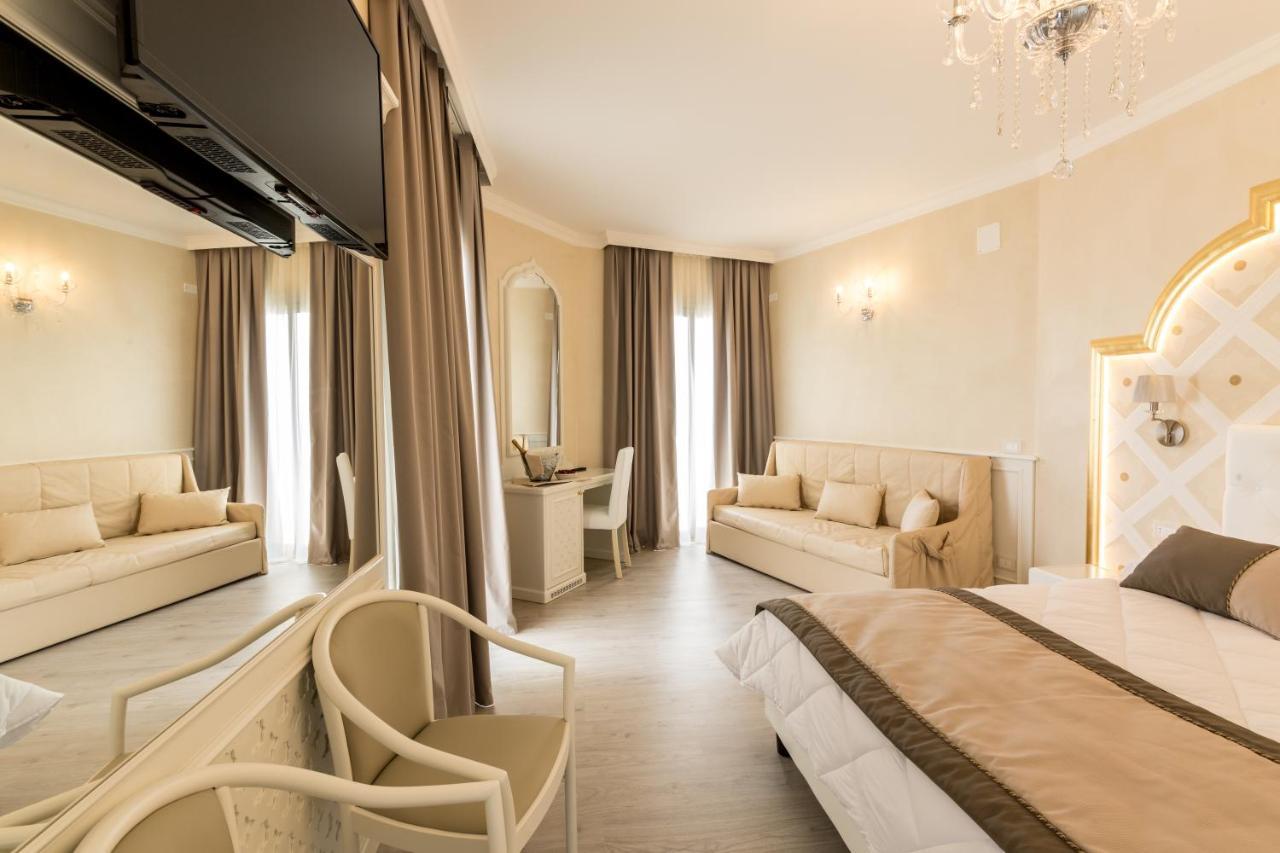 Luxor E Cairo The Beach Resort Lido di Jesolo Exterior photo