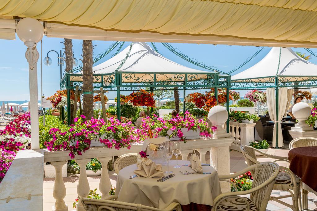 Luxor E Cairo The Beach Resort Lido di Jesolo Exterior photo