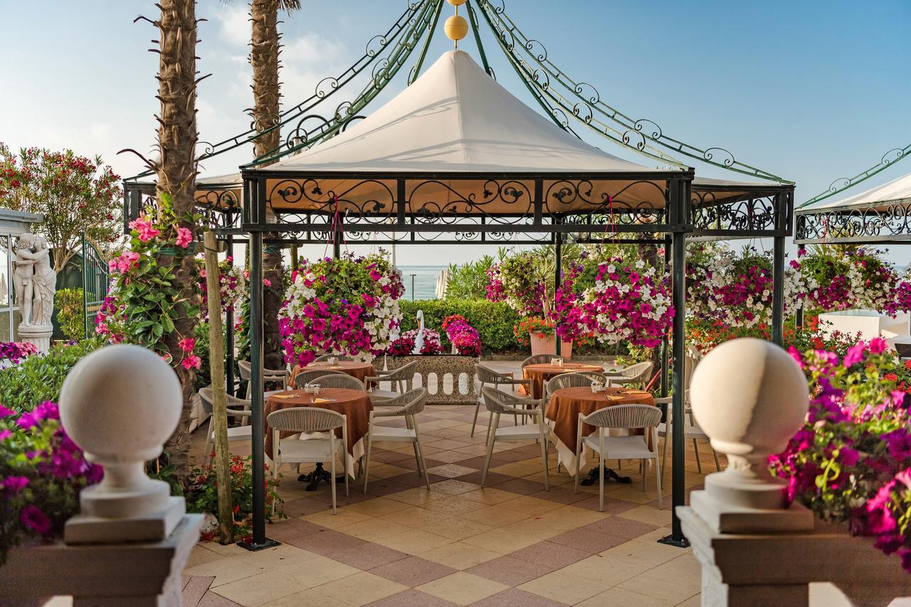 Luxor E Cairo The Beach Resort Lido di Jesolo Exterior photo